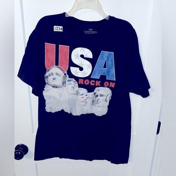 FADED GLORY BRAND MANS USA TSHIRT - Picture 1 of 4